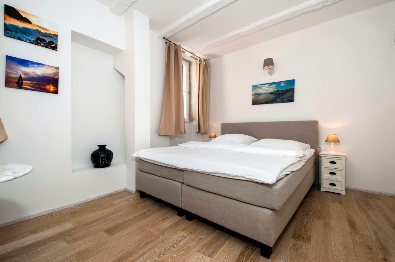 Casa Colloredo Free Parking 罗维尼 外观 照片